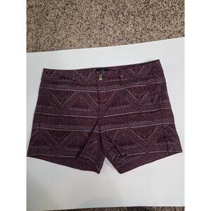 American Eagle Outfitters Midi Shorts Womens Size 10 Patterned Maroon